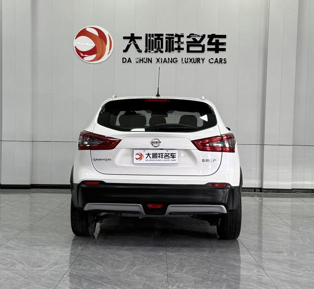 Nissan Qashqai - фото 3