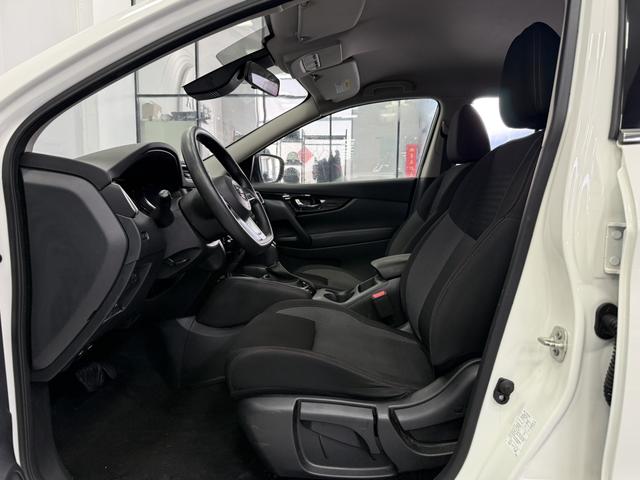 Nissan Qashqai - фото 4