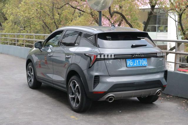 Lynk & Co 06 - фото 3