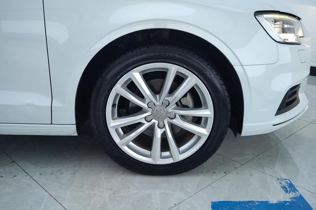 Audi A3 - фото 4