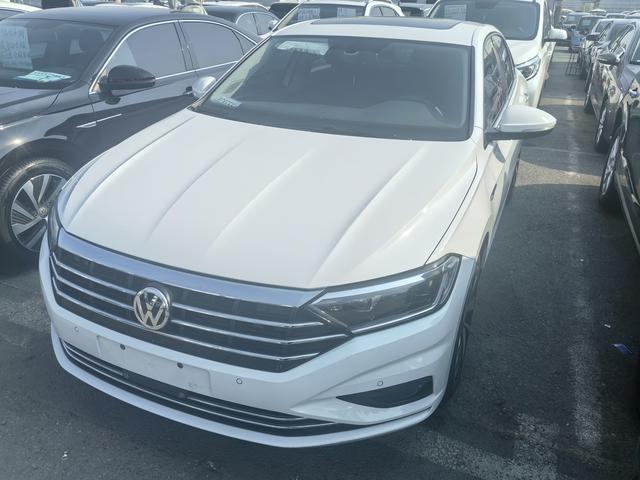 Volkswagen Sagitar - фото 0