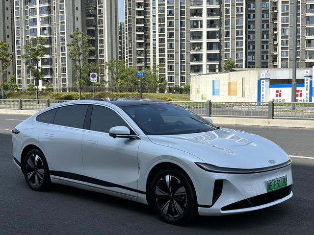 Changan Qiyuan A07 - фото 2