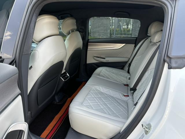Changan Qiyuan A07 - фото 4