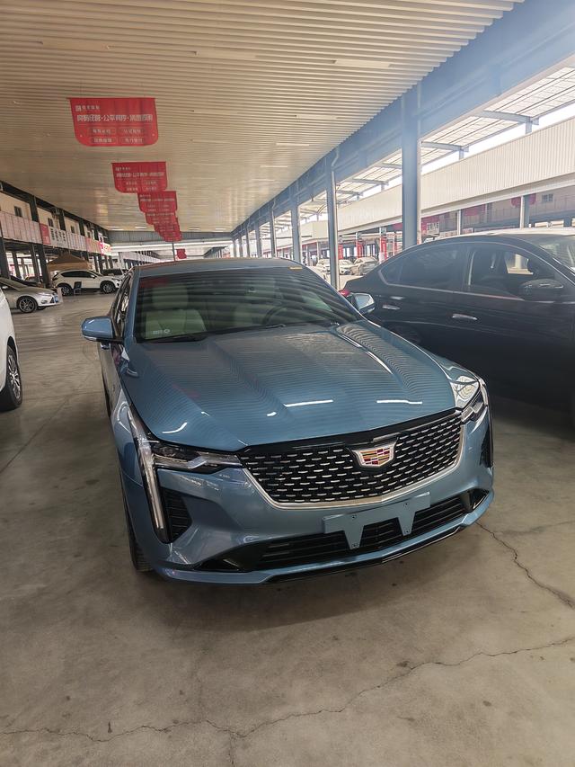 Cadillac CT4 - фото 3