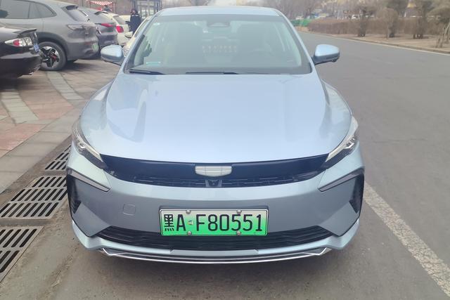 Geely Emgrand L Hi-P - фото 2