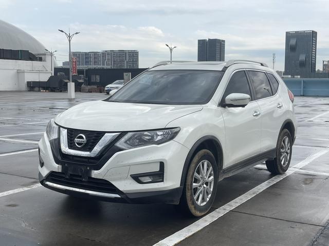 Nissan X-Trail - фото 0