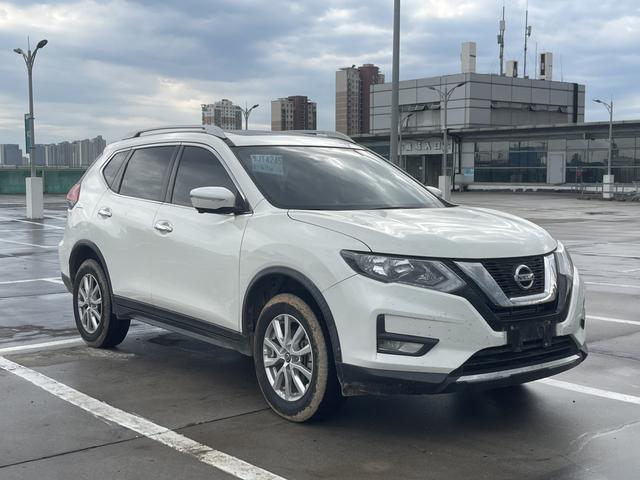 Nissan X-Trail - фото 2