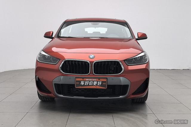 BMW X2 - фото 2