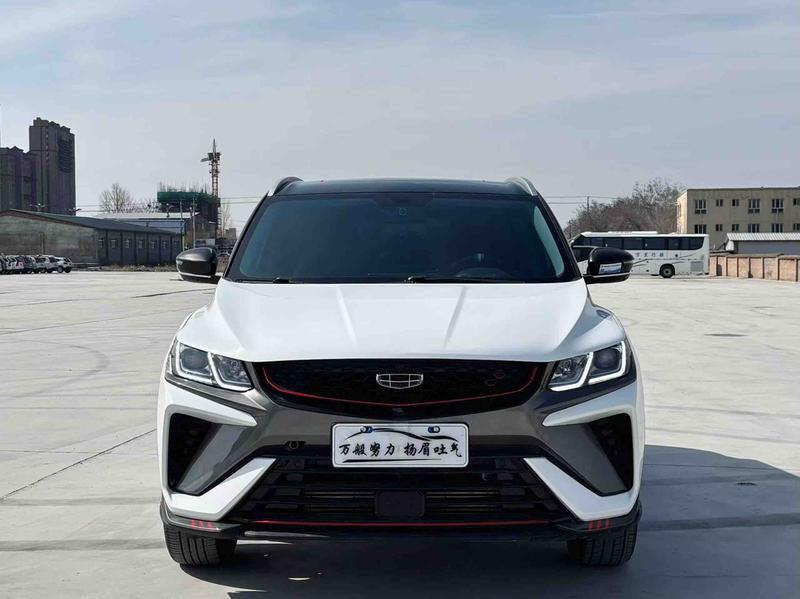 Geely Coolray - фото 1