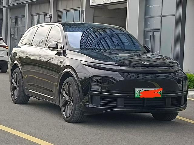 Li Auto L7 - фото 2