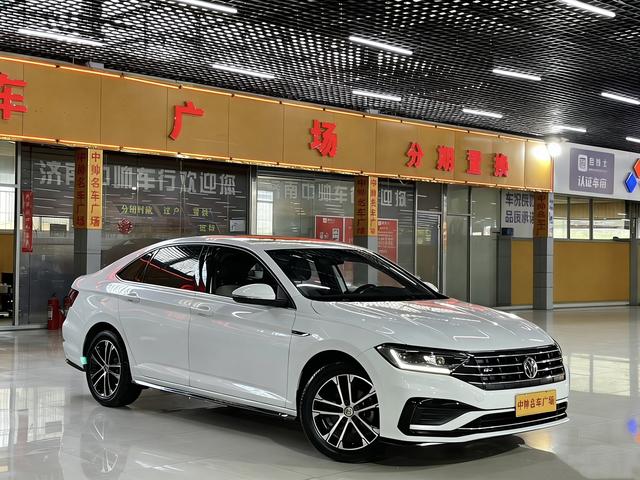 Volkswagen Sagitar - фото 2
