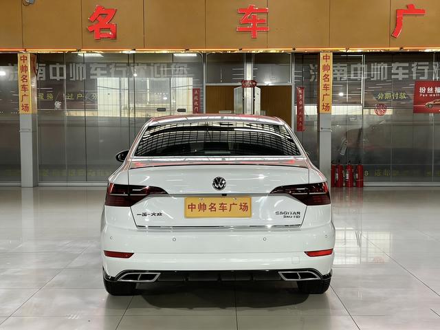 Volkswagen Sagitar - фото 4
