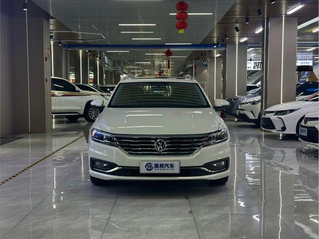 Volkswagen Lavida - фото 1