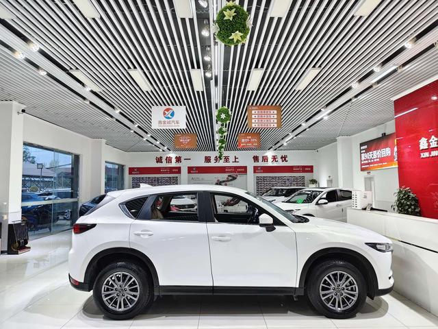 Mazda CX-5 - фото 4