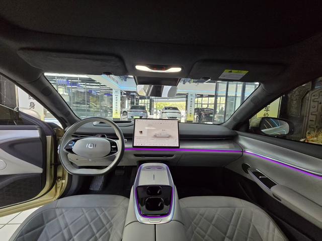 Changan Qiyuan A07 - фото 3