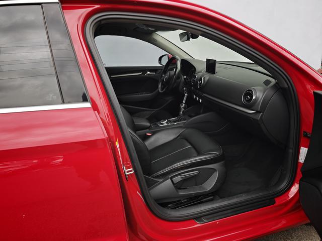 Audi A3 - фото 2