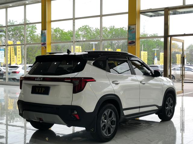 Kia Seltos - фото 4