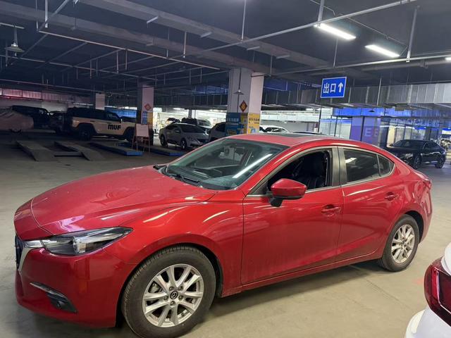 Mazda 3 Axela - фото 0