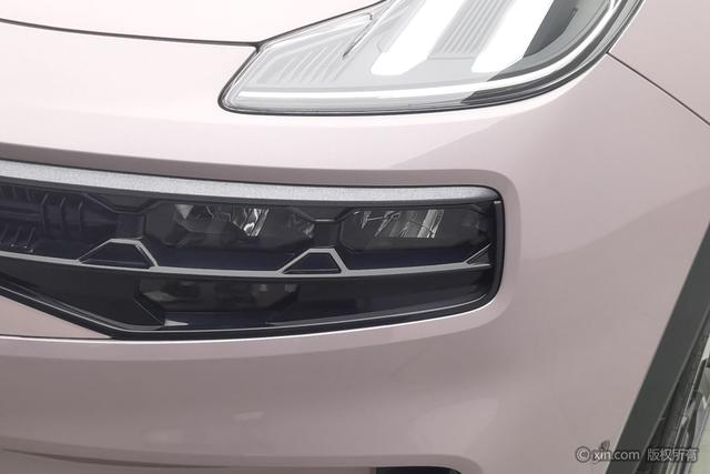 Lynk & Co 06 - фото 4