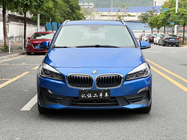 BMW 2-Series Active Tourer - фото 1
