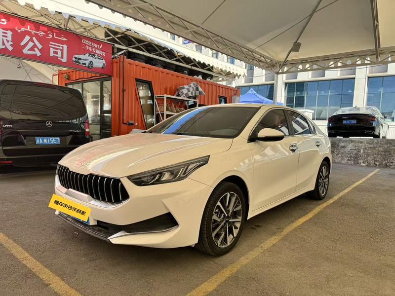 Kia K3 - фото 0
