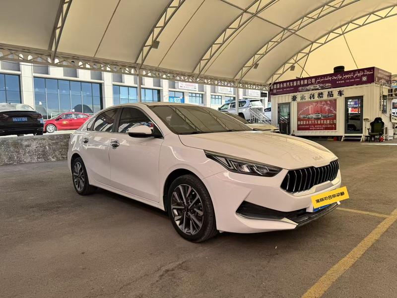 Kia K3 - фото 2