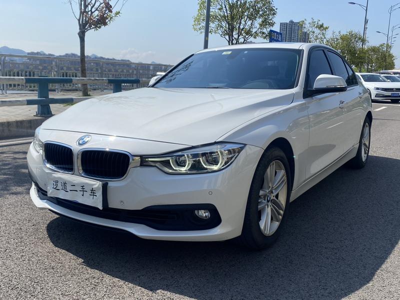 BMW 3 Series - фото 0