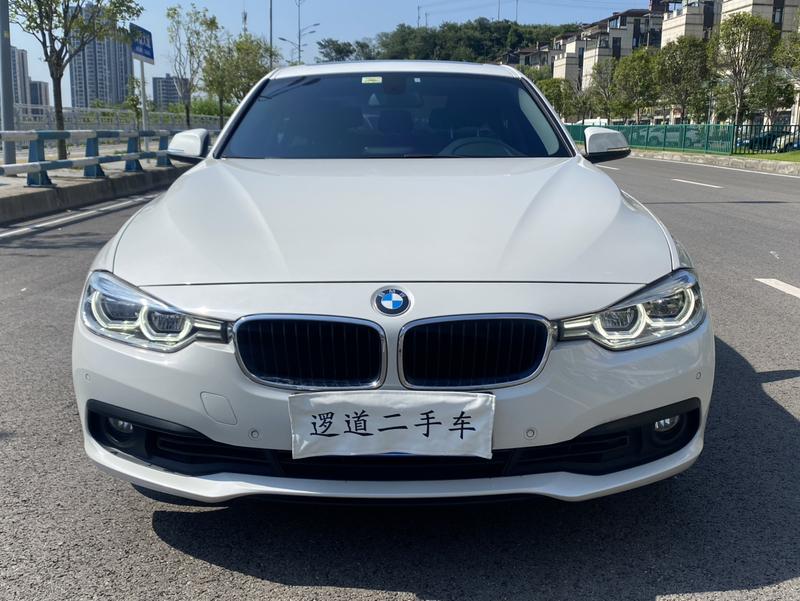 BMW 3 Series - фото 1