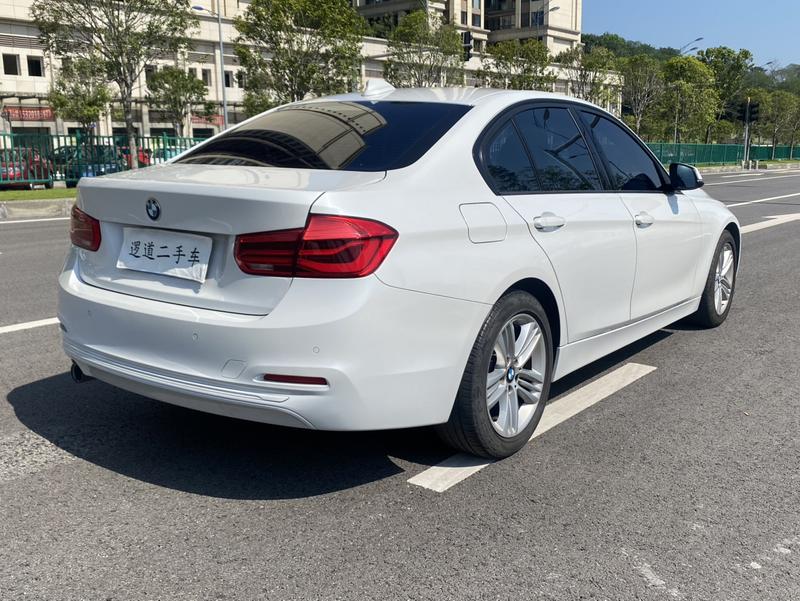 BMW 3 Series - фото 3