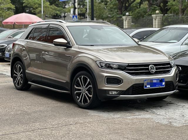 Volkswagen T-Roc - фото 2