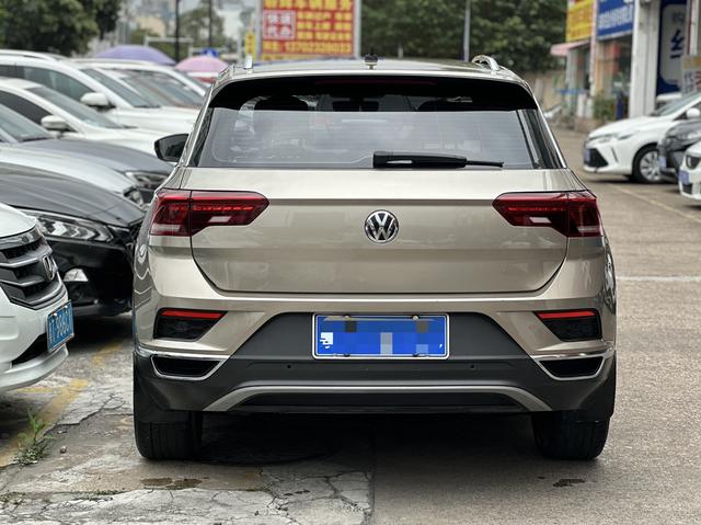 Volkswagen T-Roc - фото 4