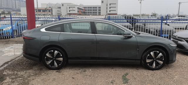Changan Qiyuan A07 - фото 2