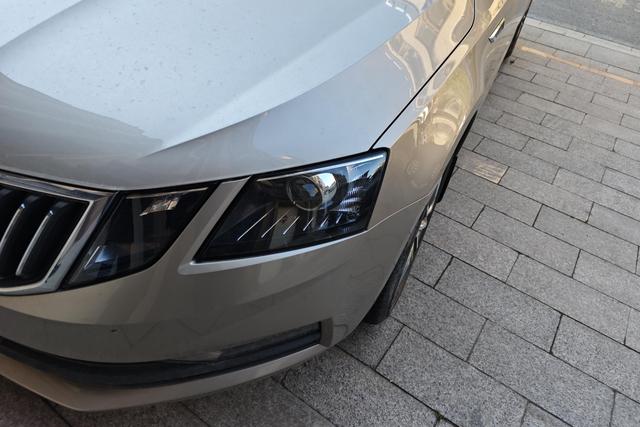 Skoda Octavia - фото 1