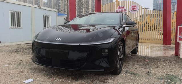 Changan Qiyuan A07 - фото 0