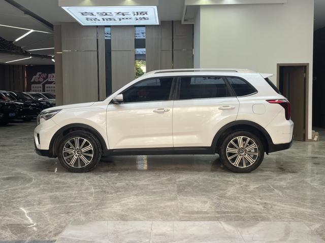 Kia Sportage R - фото 3