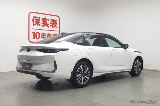 Changan Qiyuan A05 - фото 1