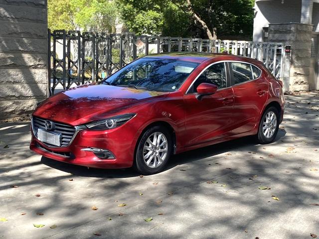 Mazda 3 Axela - фото 0