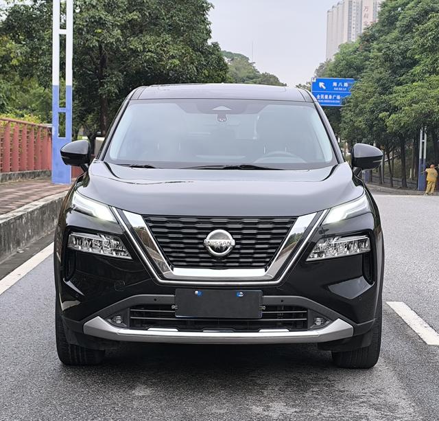Nissan X-Trail - фото 2