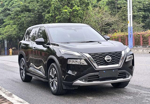 Nissan X-Trail - фото 3