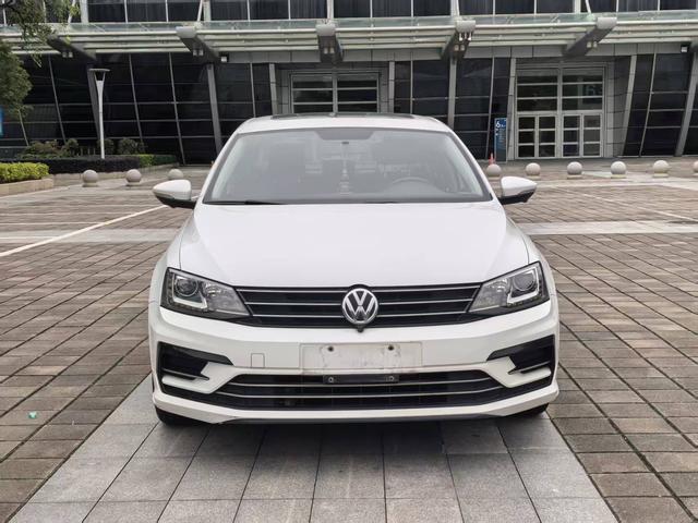 Volkswagen Sagitar - фото 1