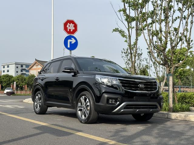 Kia Sportage R - фото 1