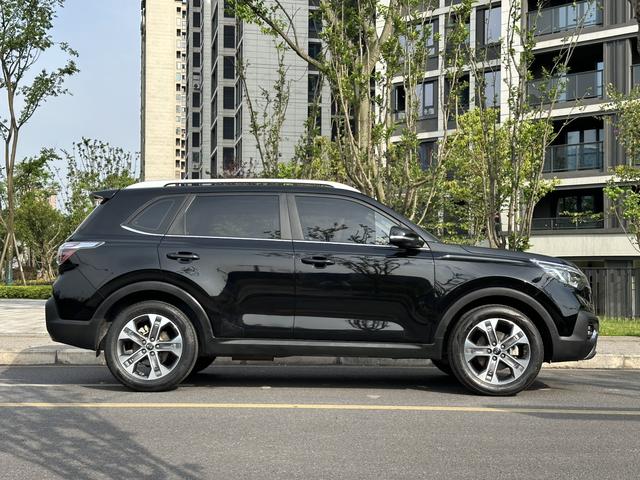 Kia Sportage R - фото 3