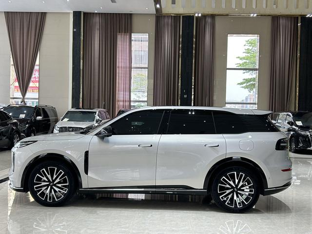 Changan Qiyuan Q07 - фото 3