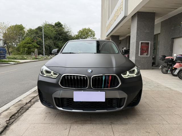 BMW X2 - фото 1