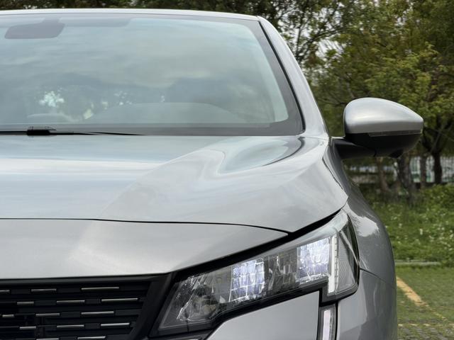 Peugeot 408 - фото 3