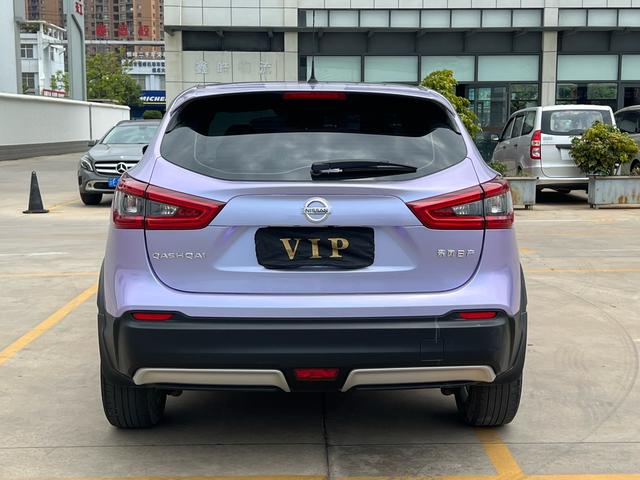 Nissan Qashqai - фото 4
