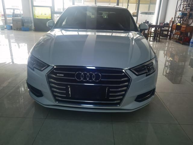 Audi A3 - фото 1