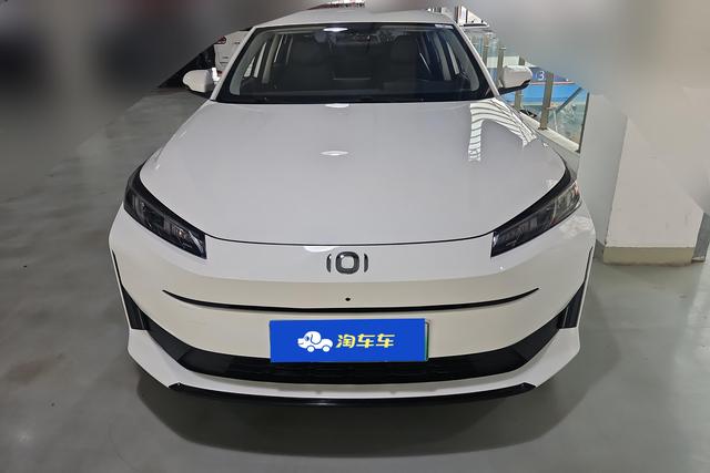 Changan Qiyuan A05 - фото 2
