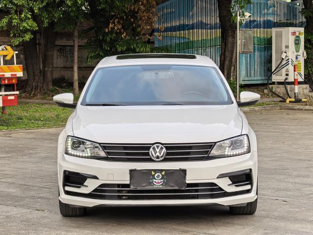 Volkswagen Sagitar - фото 1