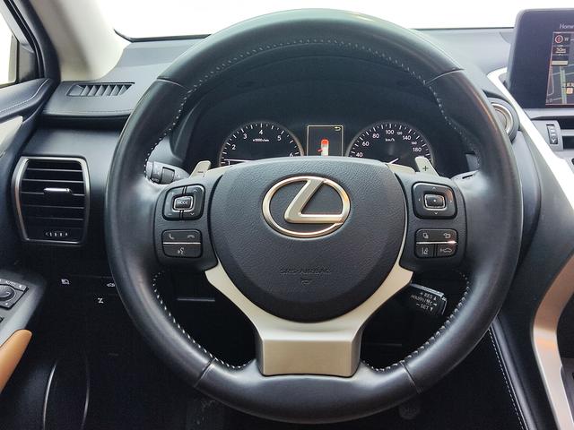 Lexus NX - фото 4